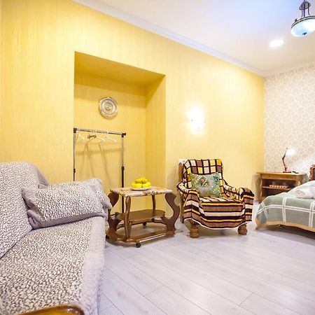 Guest House Happy Holidays Tbilisi Exterior photo